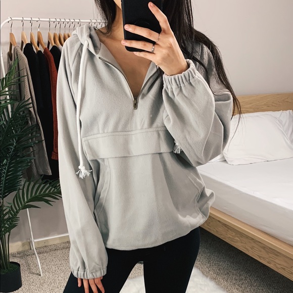 🆕 Miranda - Light Gray Zip Up Pullover - Picture 2 of 6